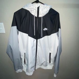 Men’s Nike Windbreaker Jacket